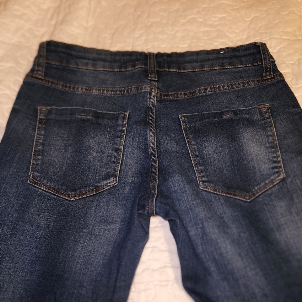 High Rise Skinny Jeans - Picture 3 of 4
